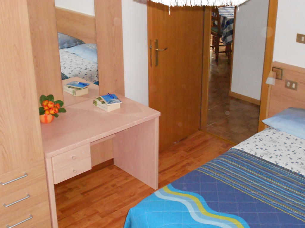 Appartamenti Donini Marco Мольвено Номер фото